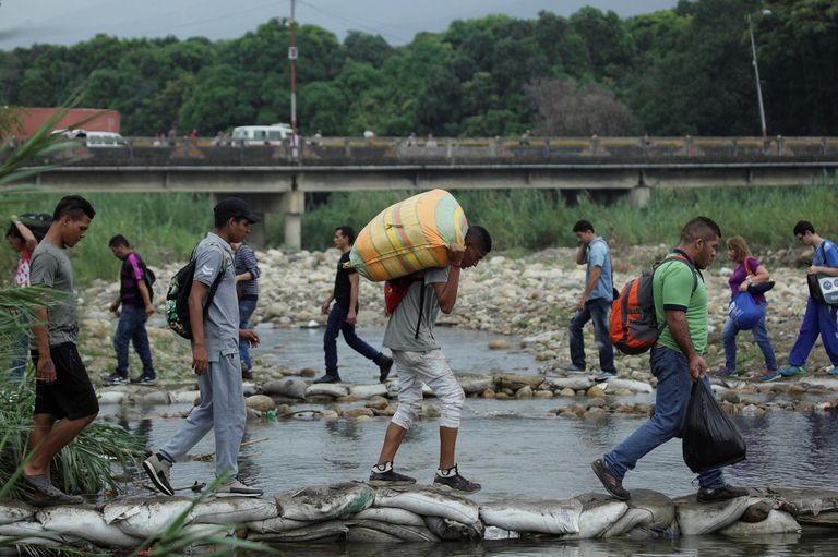 الشعر أحد أشكال المقاومة مع استفحال الأزمة في فنزويلا