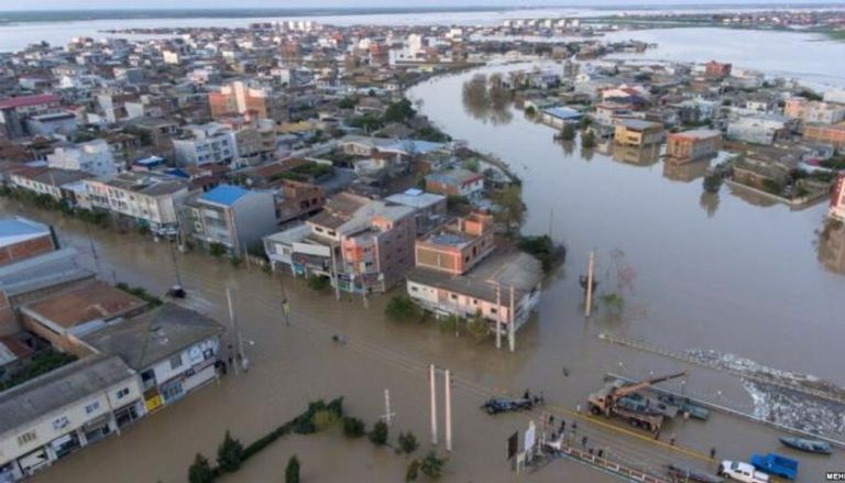 فيضانات عارمة تجتاح مناطق عدة في إيران