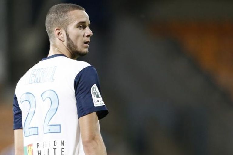 فيكتور لاكحل منتخب الجزائر