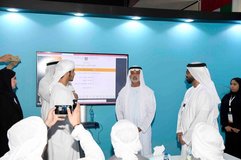 نهيان بن مبارك: هدفنا أن يتحول أبناء الإمارات إلى فرسان للتسامح