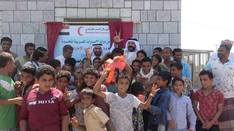 افتتاح مشغل حرفي نسوي في "الخوخة" اليمنية بدعم إماراتي