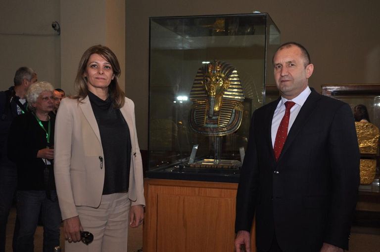 الرئيس البلغاري وزوجته داخل قلعة صلاح الدين الأيوبي بالقاهرة