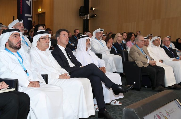 نهيان بن مبارك يفتتح "ملتقى أفكار أبوظبي 2019" بمشاركة دولية