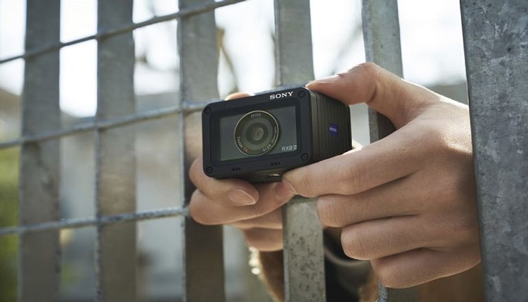 سوني تعلن عن كاميرتها الجديدة "RX0 II"