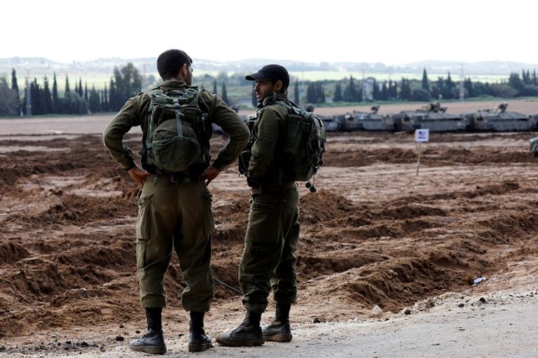 قوات إسرائيلية على حدود غزة قوات إسرائيلية على حدود غزة