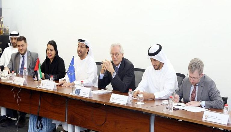 مباحثات بين الإمارات والاتحاد الأوروبي