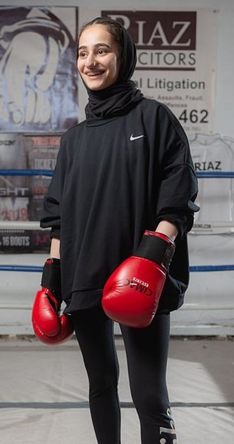 صفية سعيد أول ملاكمة بريطانية محجبة