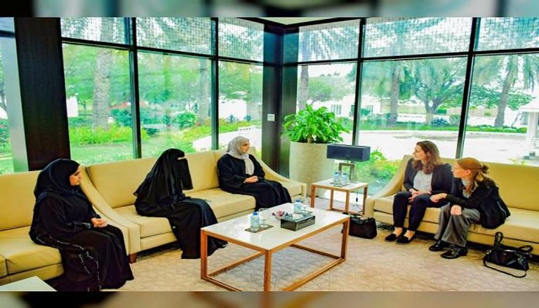 وفد ألماني يطلع على جهود "دبي لرعاية النساء"