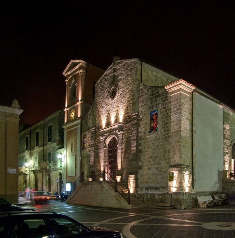 سوتيرا الإيطالية