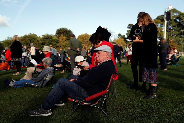 الآلاف يحضرون مراسم تأبين ضحايا مذبحة كرايستشيرش