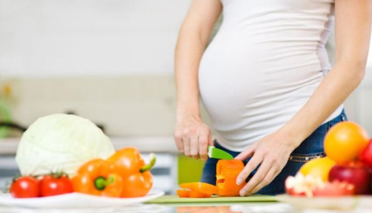 طعام الأم الحامل يرتبط بصحة طفلها