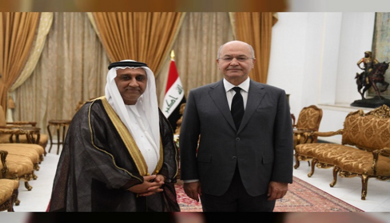 الرئيس العراقي خلال لقاء سفير  الإمارات لدى بغداد حسن أحمد الشحي