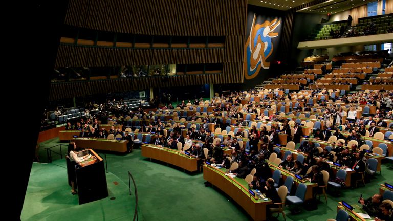 الممثلة الأمريكية أنجيلينا جولي