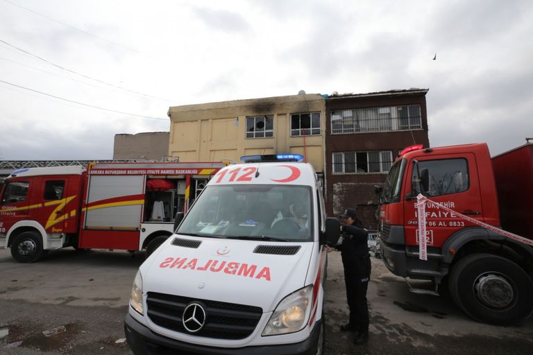 مقتل 5 أفغان بحريق في أنقرة