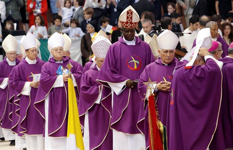 البابا فرنسيس يترأس قداسا حاشدا في ختام زيارته للمغرب