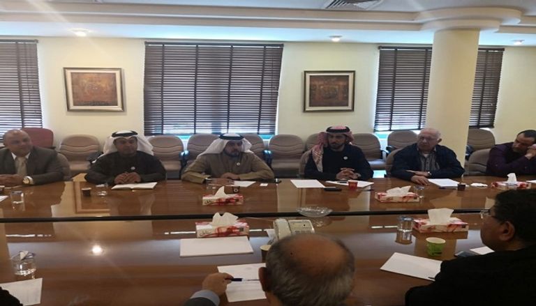 سوق أبوظبي يبحث التعاون مع مؤسسات أردنية