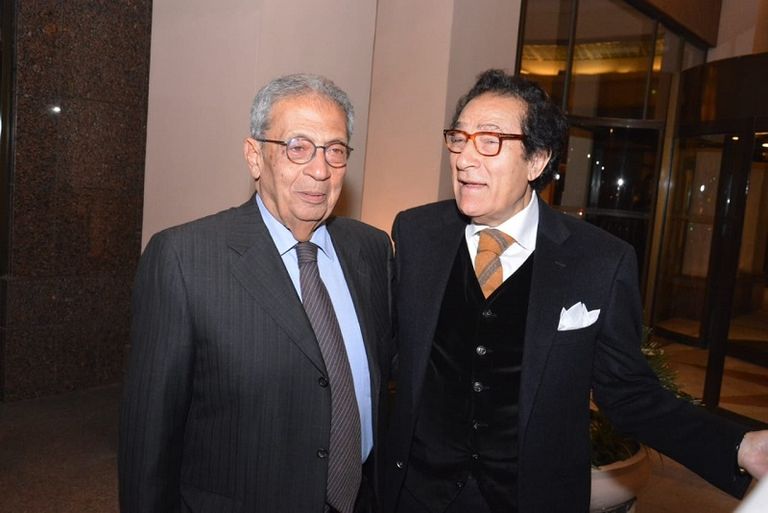 المتحدثون على منصة حفل التوقيع