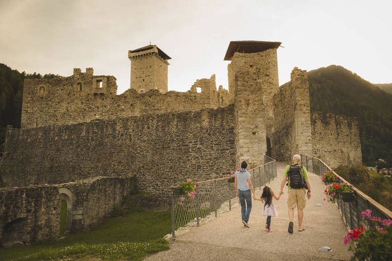 أوسانا.. القرية صاحبة أجمل سماء في إيطاليا