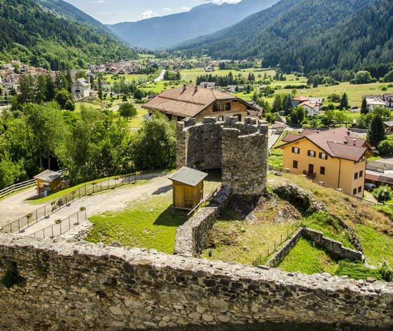 أوسانا.. القرية صاحبة أجمل سماء في إيطاليا