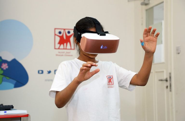 إحدى ورش "برنامج الربيع" في الشارقة