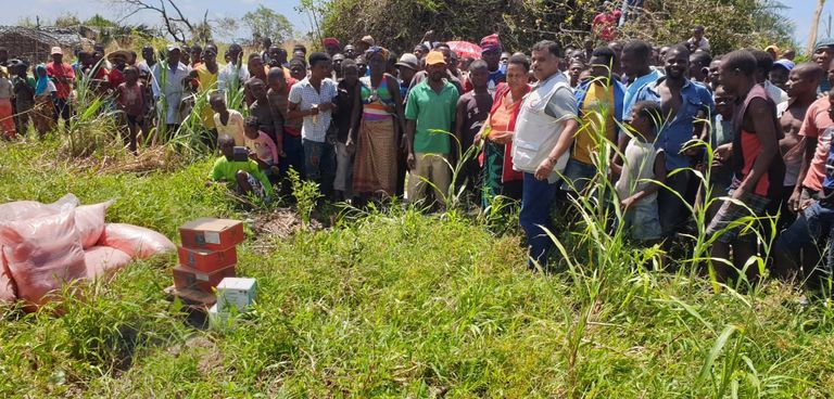 جانب من مساعدات الهلال الأحمر الإماراتي في موزمبيق