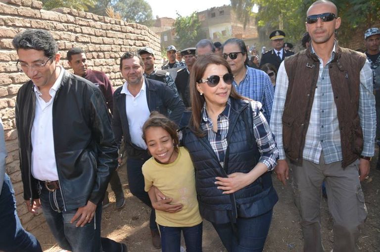 ماجدة الرومي خلال إطلاق القافلة الطبية في الأقصر