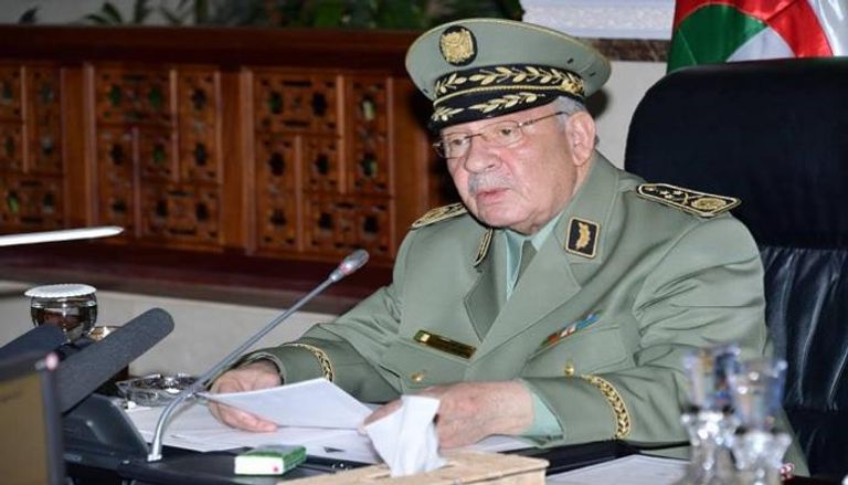 وزير الدفاع الجزائري الفريق أحمد قايد صالح 