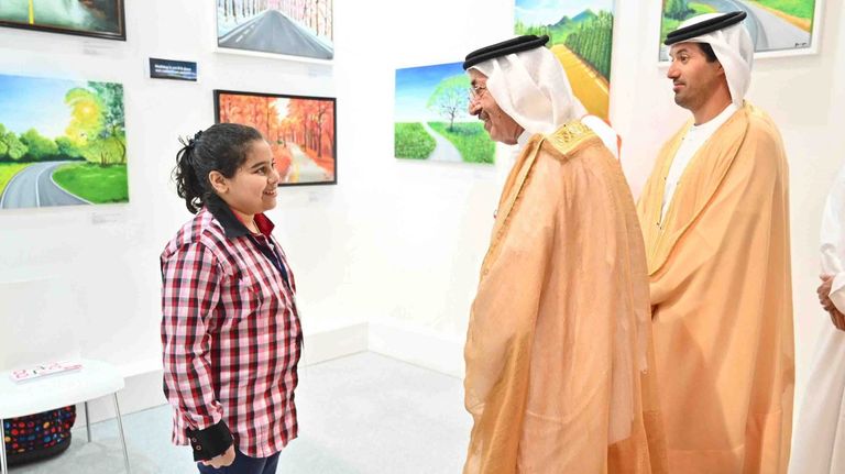 3 آلاف عمل في معرض 