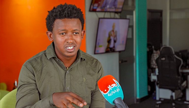 الفنان الإثيوبي المايهو بقلي