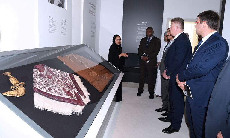 سفراء ودبلوماسيون: قصر الحصن معلم حضاري يجسد تاريخ أبوظبي العريق