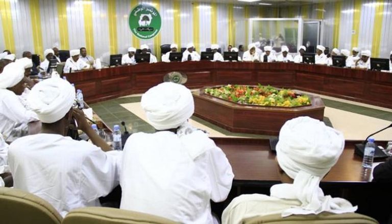 عمر البشير رهن الاحتجاز حاليا