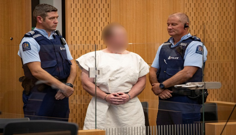 الإرهابي برينتون تارانت أمام محكمة جزئية في كرايستشيرش الشهر الماضي