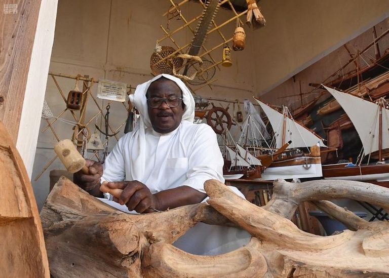 مهرجان سعودي يعيد للذاكرة تحديات الغواصين