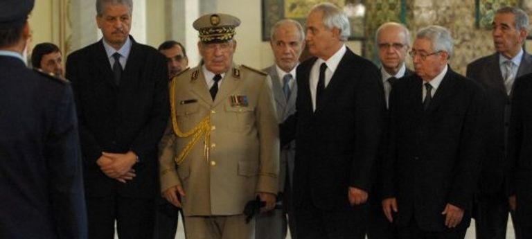 كبار المسؤولين في الجزائر - أرشيفية