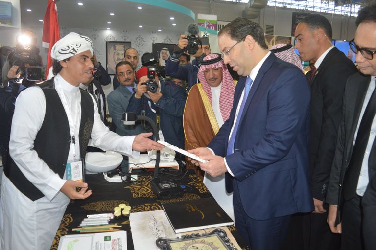 رئيس الوزراء التونسي، يوسف الشاهد، افتتح المعرض
