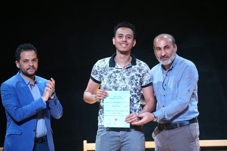 المشاركون في الورش المسرحية