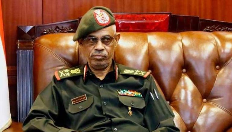 وزير الدفاع السوداني عوض محمد أحمد