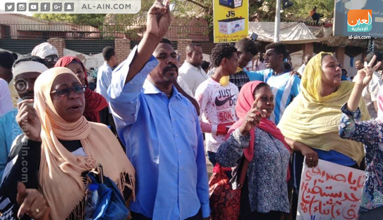 وزير الدفاع السوداني عوض محمد أحمد