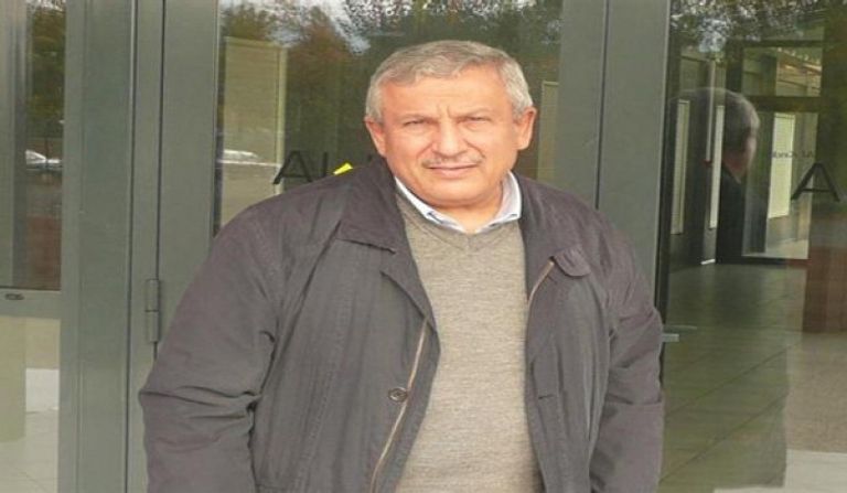 نذير الحكيم الكتاب كشف عن ذراع الحمدين لتمويل جبهة النصرة الإرهابية