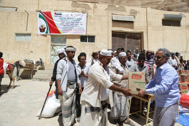 قافلة مساعدات إماراتية لأهالي حضرموت اليمنية