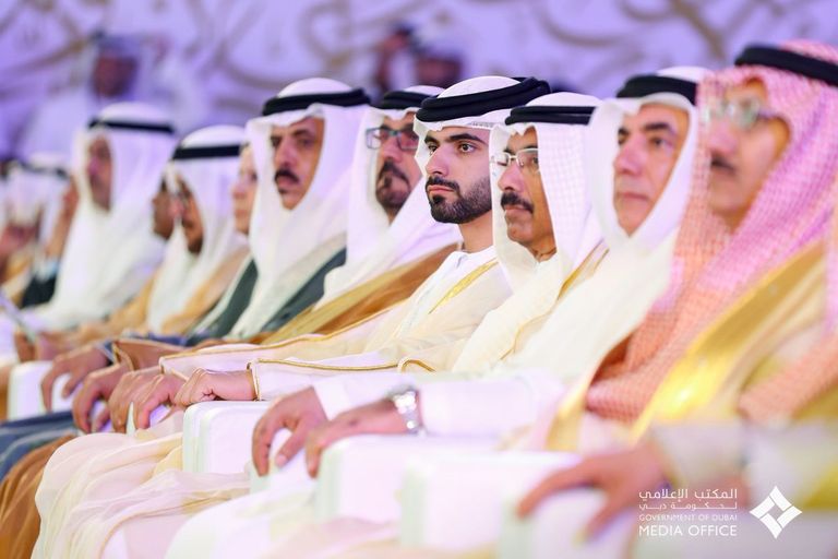 منصور بن محمد يكرم الفائزين بجائزة "محمد بن راشد للغة العربية"