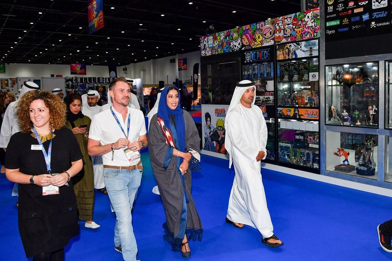 منى المري تفتتح معرض الشرق الأوسط للأفلام والقصص المصورة 