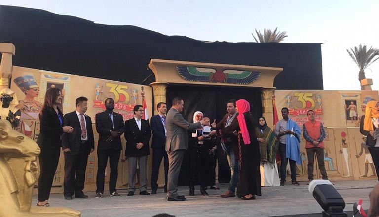 القرية الفرعونية المصرية تحتفل بمرور 35 عاما