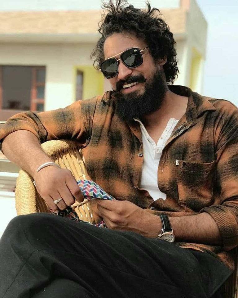  النجم الهندي ريمبيل ديهيندسا 