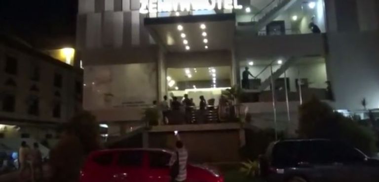 إندونيسيا تتعرض لهزات أرضية بعد "زلزال الجمعة" 