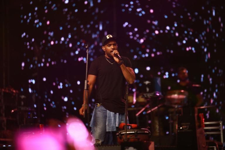 الحفل شهد تفاعلا كبيرا بين الجمهور ومنير