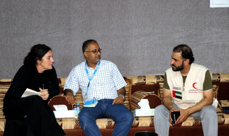 جلسة بحْث التعاون بين الهلال الأحمر الإماراتي ومفوضية شؤون اللاجئين