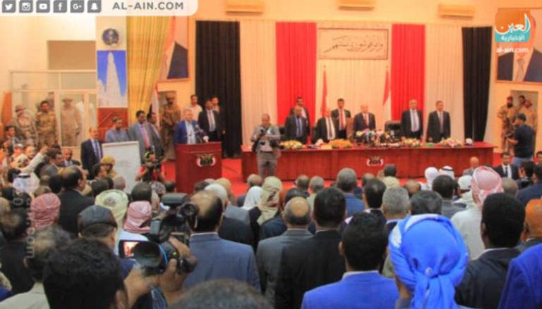جانب من انعقاد أولى جلسات البرلمان اليمني