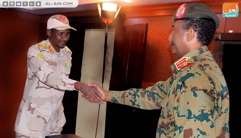 أعضاء المجلس العسكري الانتقالي يؤدون اليمين الدستورية 