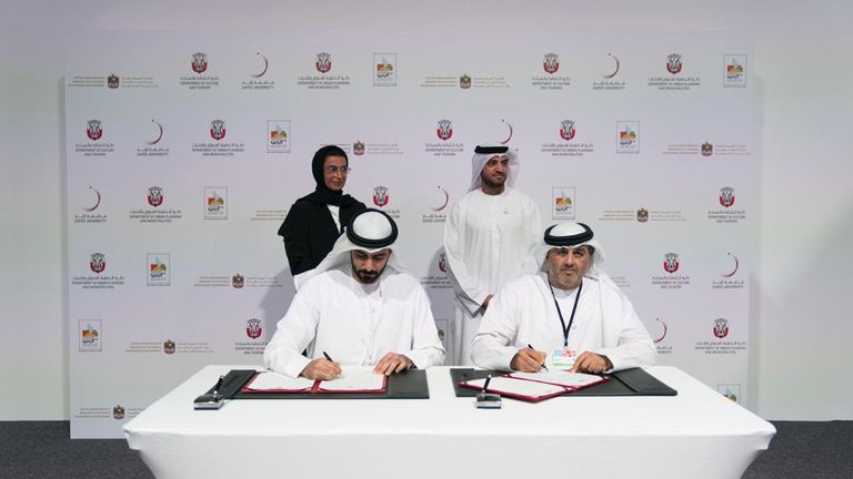 توقيع الشراكات الاستراتيجية الخاصة بمبادرة "العمارة في الإمارات"